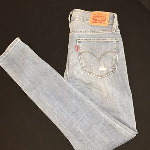 Levi jeans